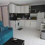 Acces Direct - T2 Avec Piscine & Parking A - Fr-1-796-52 Apartment *