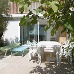 Acces Direct - T2 Avec Piscine & Parking A - Fr-1-796-52 Gruissan